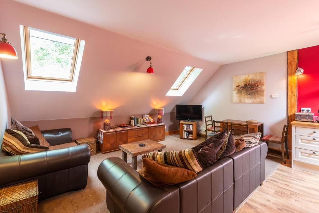The Beeches Studio, Highlands Of Scotland Newtonmore Esterno foto