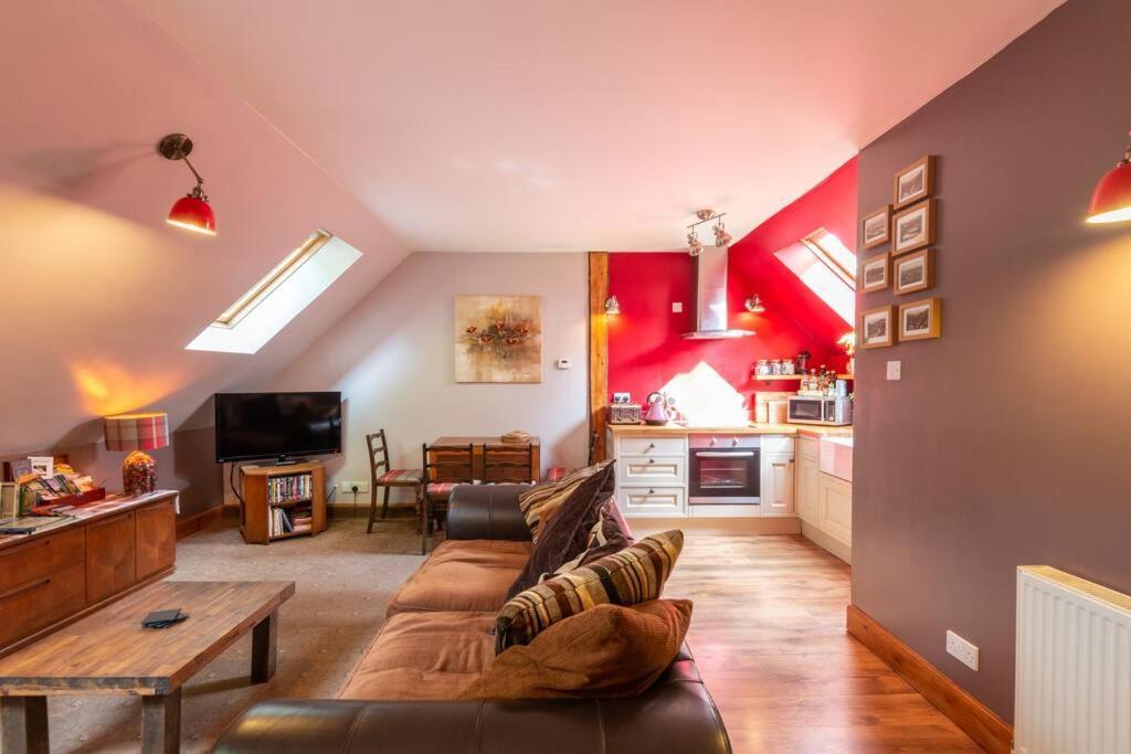 The Beeches Studio, Highlands Of Scotland Newtonmore Esterno foto