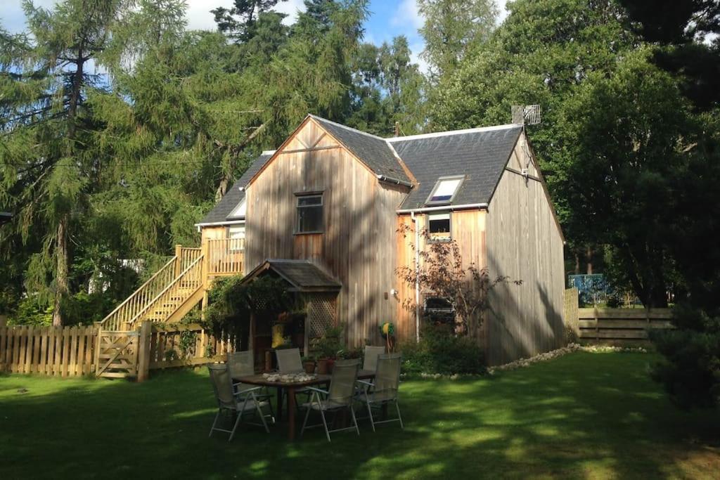 The Beeches Studio, Highlands Of Scotland Newtonmore Esterno foto